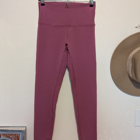 Lululemon leggings 7/8 - Picture 3 of 8